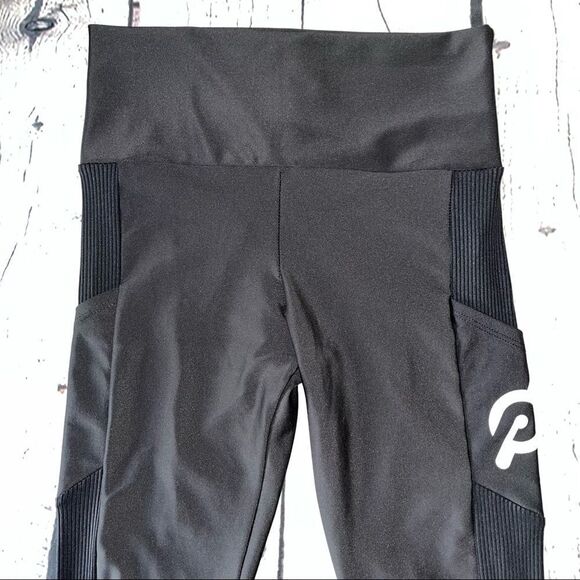 Peloton High Waisted Ribbed Pocket Leggings In Black - Picture 3 of 10